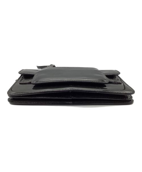 MARC JACOBS（マークジェイコブス）MARC JACOBS (マークジェイコブス) パテント レザー 2way クロスボディ ショルダーバッグ ブラックの古着・服飾アイテム