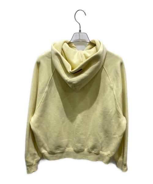 FOG ESSENTIALS（フィアオブゴッド エッセンシャル）FOG ESSENTIALS (フィアオブゴッド エッセンシャル) プルオーバーパーカー イエロー サイズ:Sの古着・服飾アイテム