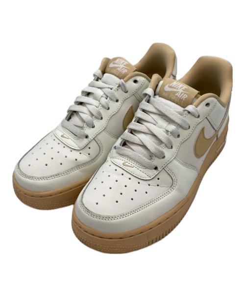 NIKE（ナイキ）NIKE (ナイキ) ローカットスニーカー ホワイト サイズ:24㎝の古着・服飾アイテム
