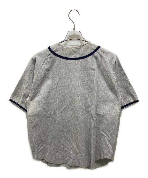 American Pastimes（アメリカンパスタイム）American Pastimes (アメリカンパスタイム) ベースボールシャツ グレー サイズ:Mの古着・服飾アイテム