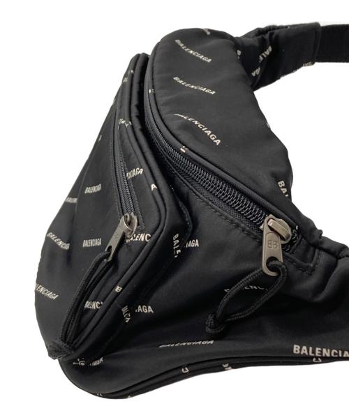 BALENCIAGA（バレンシアガ）BALENCIAGA (バレンシアガ) ボディーバッグ ブラックの古着・服飾アイテム