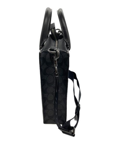 COACH（コーチ）COACH (コーチ) 2WAYショルダーバッグ　 ディラン トート・カラーブロック シグネチャー キャンバス  ブラックの古着・服飾アイテム