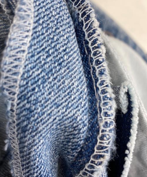 INNOCENCENYC（イノセンスニューヨーク）INNOCENCENYC (イノセンスニューヨーク) Stitch Paint Denim Pants ブルー サイズ:36の古着・服飾アイテム