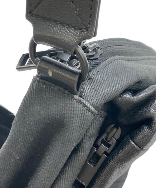 DIESEL（ディーゼル）DIESEL (ディーゼル) レザーポーチショルダーバッグ ブラックの古着・服飾アイテム