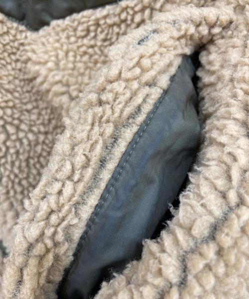 Patagonia（パタゴニア）Patagonia (パタゴニア) リバーシブル・レディ・フレディ・フーディ ベージュ サイズ:Sの古着・服飾アイテム