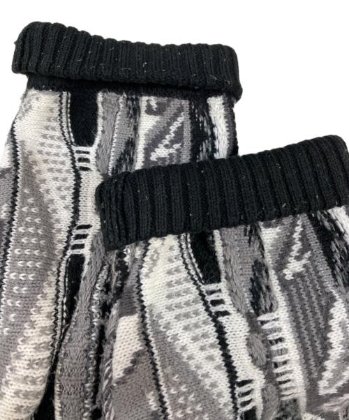 UNIVERD72（ユニバード72）UNIVERD72 (ユニバード72) 3Dニット ブラック サイズ:XXLの古着・服飾アイテム