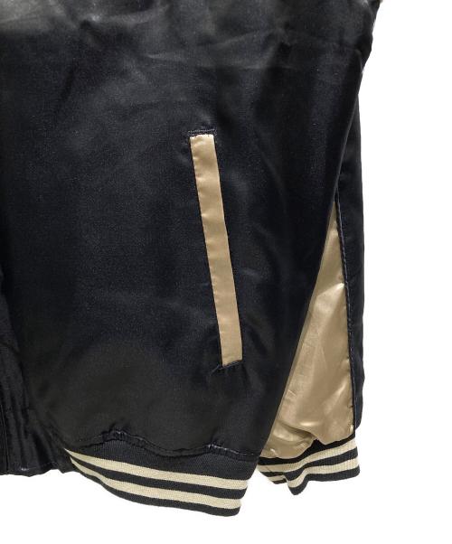 一心如鏡（イッシンニョキョウ）一心如鏡 (イッシンニョキョウ) 鷹刺繍スカジャン ブラック サイズ:Lの古着・服飾アイテム