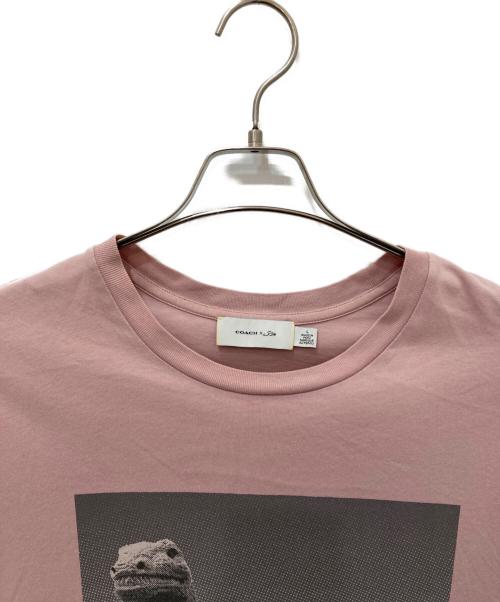 COACH（コーチ）COACH (コーチ) SJG プリントTシャツ ピンク サイズ:Ⅼの古着・服飾アイテム