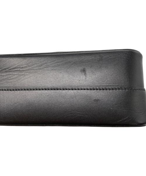 CULLNI（クルニ）CULLNI (クルニ) Square leather shoulder bag ブラックの古着・服飾アイテム