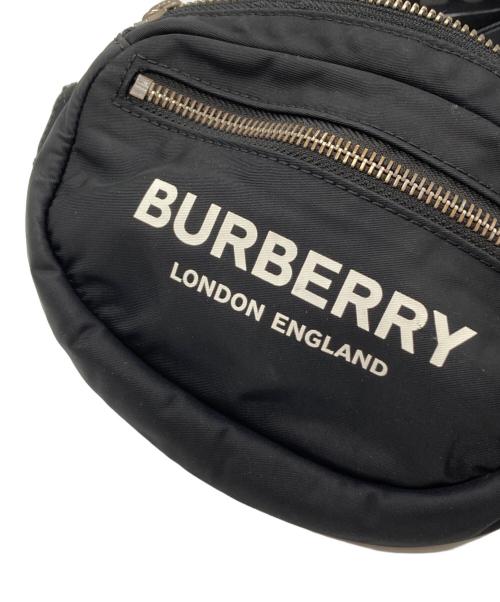 BURBERRY LONDON（バーバリーロンドン）BURBERRY LONDON (バーバリーロンドン) スモール ロゴプリント ECONYLR キャノン バムバッグ ブラックの古着・服飾アイテム