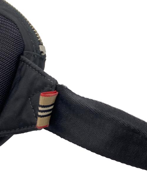 BURBERRY LONDON（バーバリーロンドン）BURBERRY LONDON (バーバリーロンドン) スモール ロゴプリント ECONYLR キャノン バムバッグ ブラックの古着・服飾アイテム