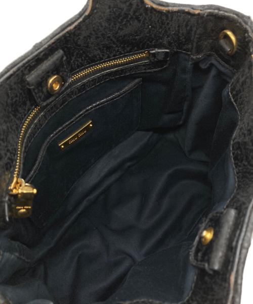 MIU MIU（ミュウミュウ）MIU MIU (ミュウミュウ) マテラッセレザーハンドバッグ ブラックの古着・服飾アイテム