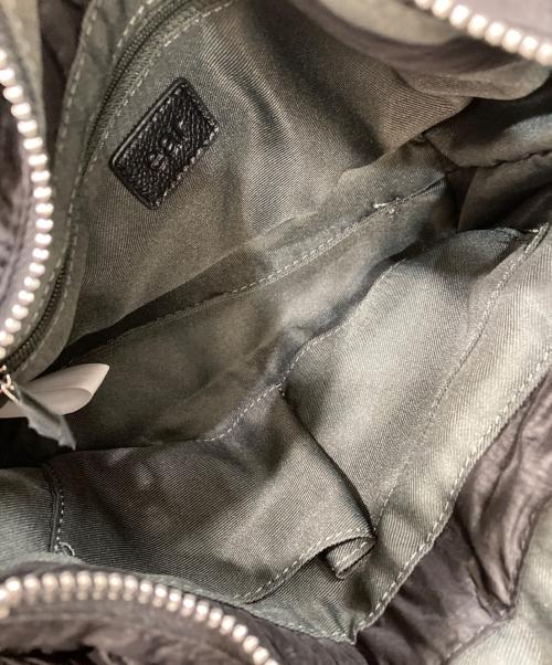 EAR（イア）EAR (イア) もこもこブロックトートバッグ ブラックの古着・服飾アイテム