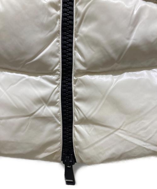 MONCLER（モンクレール）MONCLER (モンクレール) DANAE ダウンジャケット ホワイト サイズ:00の古着・服飾アイテム