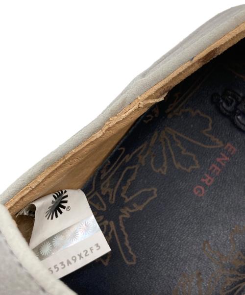 UGG（アグ）UGG (アグ) CALI PENNY SLIP-ON グレー サイズ:27.5の古着・服飾アイテム