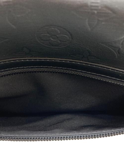 LOUIS VUITTON（ルイ ヴィトン）LOUIS VUITTON (ルイ ヴィトン) ショルダーバッグ モノグラムシャドウ  スプリンター・メッセンジャー ブラックの古着・服飾アイテム