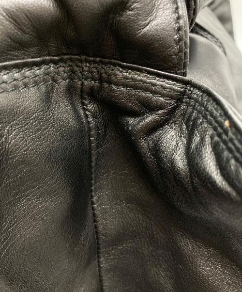 LOEWE（ロエベ）LOEWE (ロエベ) ナッパアイレレザーハンドバッグ ブラックの古着・服飾アイテム