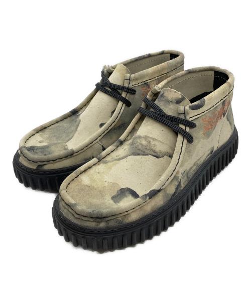 CLARKS（クラークス）CLARKS (クラークス) CLARKS Torhill Tor オフホワイトカモ ベージュ サイズ:26㎝の古着・服飾アイテム
