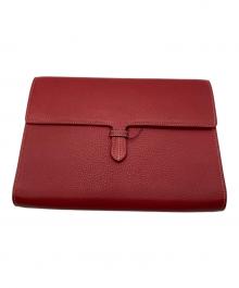 ACATE（アカーテ）の古着「BREVAフラップクラッチバッグ」｜レッド