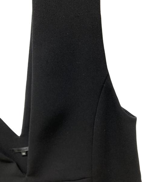 TO BE CHIC（トゥービーシック）TO BE CHIC (トゥービーシック) ジャンパースカート ブラック サイズ:38の古着・服飾アイテム