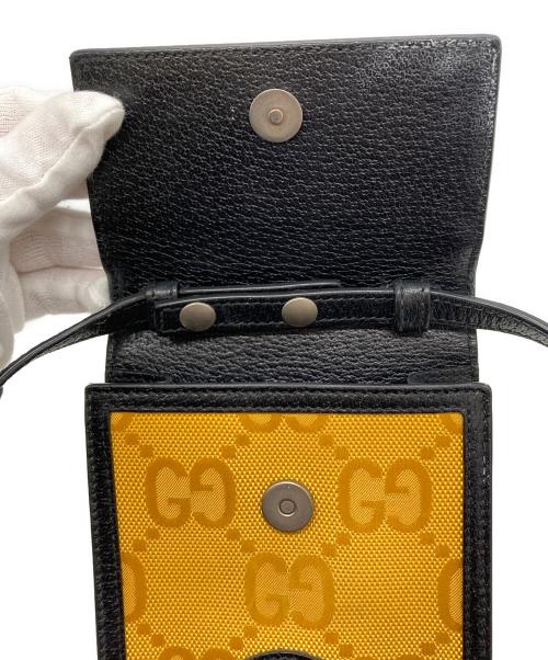 GUCCI（グッチ）GUCCI (グッチ) ショルダーポーチ イエローの古着・服飾アイテム