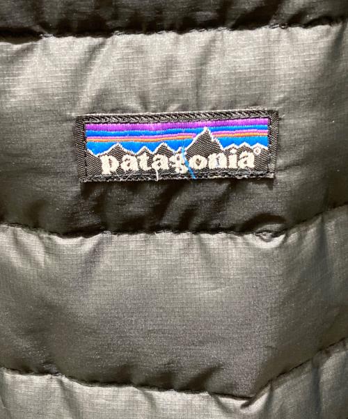 Patagonia（パタゴニア）Patagonia (パタゴニア) ダウンセーターフルジップフーディ ブラック サイズ:Sの古着・服飾アイテム