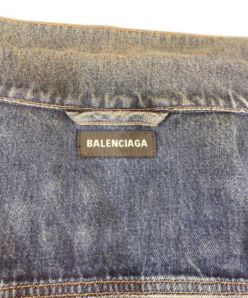 BALENCIAGA（バレンシアガ）BALENCIAGA (バレンシアガ) Back Logo Crush Denim Jacket インディゴ サイズ:46の古着・服飾アイテム