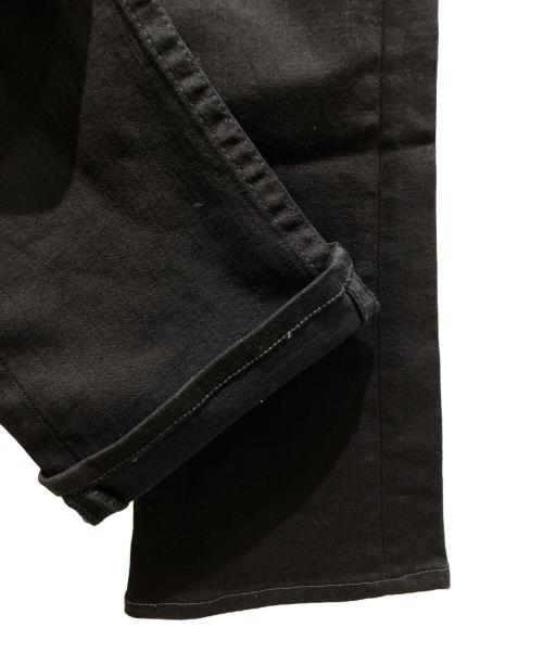 TRUE RELIGION（トゥルー レリジョン）TRUE RELIGION (トゥルー レリジョン) フレアブラックデニムパンツ ブラック サイズ:28の古着・服飾アイテム