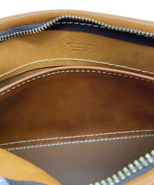 Herz（ヘルツ）Herz (ヘルツ) ショルダーバッグ ブラウンの古着・服飾アイテム