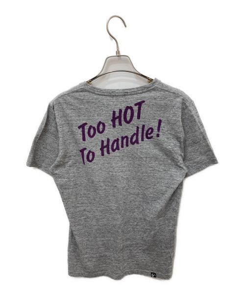 Hysteric Glamour（ヒステリックグラマー）Hysteric Glamour (ヒステリックグラマー) VネックTシャツ グレー サイズ:Ｓの古着・服飾アイテム