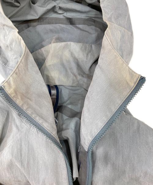 ARC'TERYX VEILANCE（アークテリクス ヴェイランス）ARC'TERYX VEILANCE (アークテリクス ヴェイランス) Isogon Hooded Jacket グレー サイズ:Sの古着・服飾アイテム