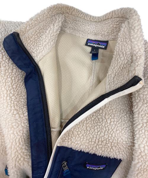 Patagonia（パタゴニア）Patagonia (パタゴニア) CLASSIC RETRO-X　クラシックレトロＸ ベージュ サイズ:Lの古着・服飾アイテム