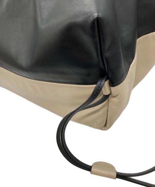 MARNI（マルニ）MARNI (マルニ) GUSSETバックパック　ガセットバックパック ブラック×ベージュの古着・服飾アイテム