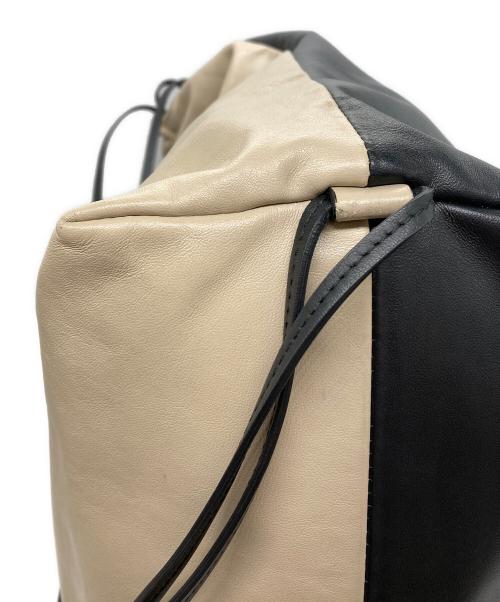 MARNI（マルニ）MARNI (マルニ) GUSSETバックパック　ガセットバックパック ブラック×ベージュの古着・服飾アイテム