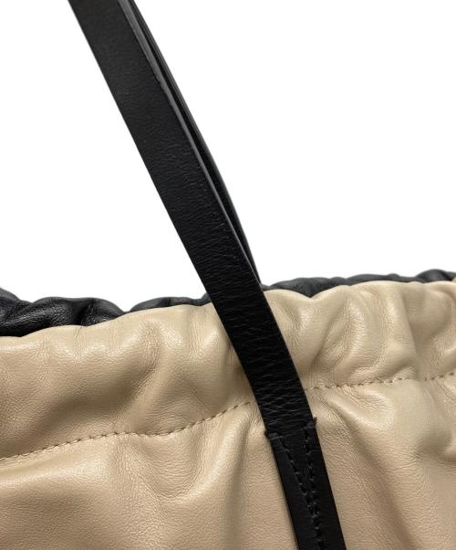 MARNI（マルニ）MARNI (マルニ) GUSSETバックパック　ガセットバックパック ブラック×ベージュの古着・服飾アイテム