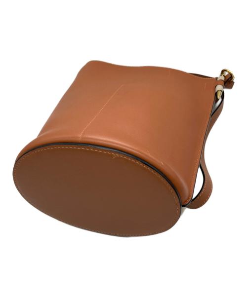 LOEWE（ロエベ）LOEWE (ロエベ) ゲートアナグラムバケットショルダーバッグ　Gate Anagram Leather Shoulder Bag ベージュの古着・服飾アイテム