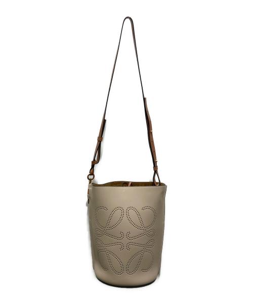 LOEWE（ロエベ）LOEWE (ロエベ) ゲートアナグラムバケットショルダーバッグ　Gate Anagram Leather Shoulder Bag ベージュの古着・服飾アイテム