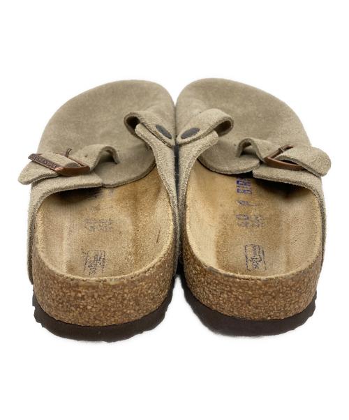 BIRKENSTOCK（ビルケンシュトック）BIRKENSTOCK (ビルケンシュトック) SOFT FOOTBED SUEDE TAUPE ベージュ サイズ:26の古着・服飾アイテム