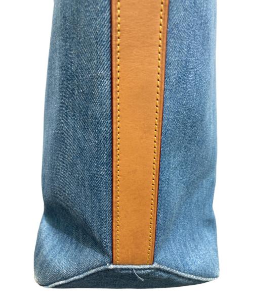 COACH（コーチ）COACH (コーチ) チャームプリントトートバッグ インディゴの古着・服飾アイテム