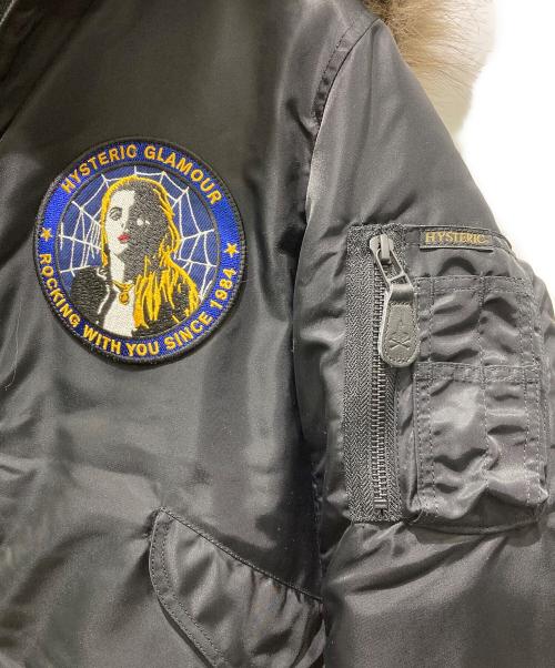 Hysteric Glamour（ヒステリックグラマー）Hysteric Glamour (ヒステリックグラマー) プリマロフト エアフォース フーデッド ジャケット ブラック サイズ:Mの古着・服飾アイテム