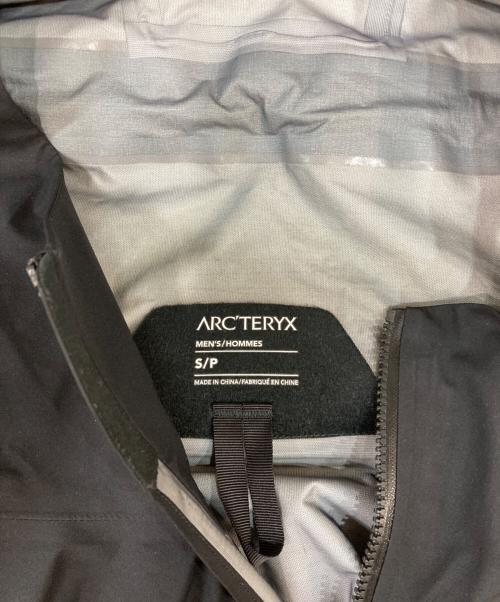 ARC'TERYX（アークテリクス）ARC'TERYX (アークテリクス) BETA JACKET　ベータジャケット ブラック サイズ:Sの古着・服飾アイテム