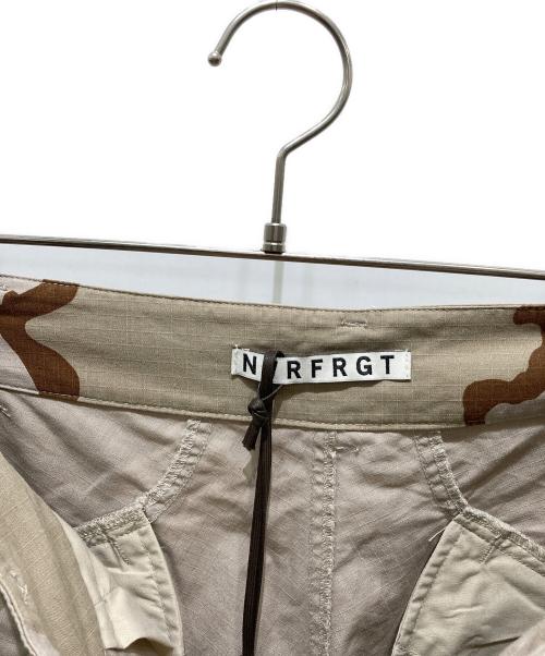 NVRFRGT（ネヴァーフォーゲット）NVRFRGT (ネヴァーフォーゲット) 3D TWISTED CARGO SHORTS デザート サイズ:2の古着・服飾アイテム