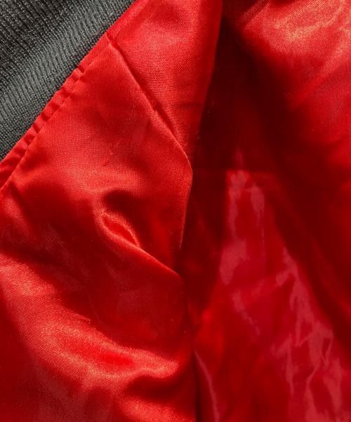 A BATHING APE（ア ベイシング エイプ）A BATHING APE (ア ベイシング エイプ) UNDEFEATED (アンディフィーテッド) MA-1 ワッペン装飾フライトジャケット カーキ サイズ:Sの古着・服飾アイテム