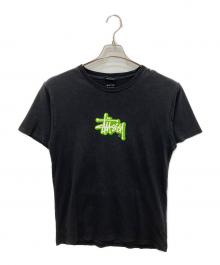 stussy（ステューシー）の古着「ロゴプリント半袖Tシャツ」｜ブラック