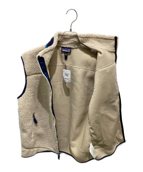 Patagonia（パタゴニア）Patagonia (パタゴニア) CLASSIC RETRO-X VEST ベージュ サイズ:L 未使用品の古着・服飾アイテム