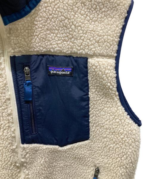 Patagonia（パタゴニア）Patagonia (パタゴニア) CLASSIC RETRO-X VEST ベージュ サイズ:L 未使用品の古着・服飾アイテム