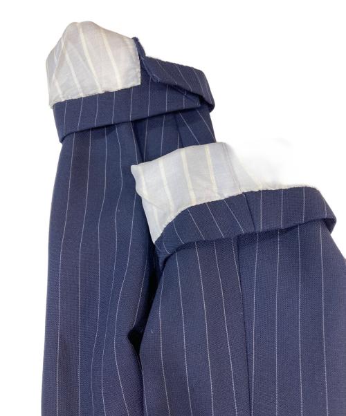 SHIPS（シップス）SHIPS (シップス) ERMENEGILDO ZEGNA (エルメネジルド・ゼニア) ペンストライプセットアップスーツ ネイビー サイズ:44の古着・服飾アイテム