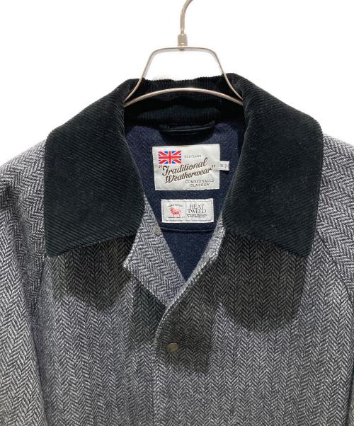 Traditional Weatherwear（トラディショナルウェザーウェア）Traditional Weatherwear (トラディショナルウェザーウェア) BARGATE　バーゲート　 ヘリンボーンコート グレー サイズ:36の古着・服飾アイテム