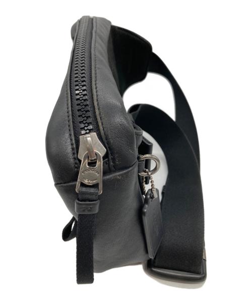 COACH（コーチ）COACH (コーチ) シグネイチャーウエストバッグ ブラック×ブラウンの古着・服飾アイテム