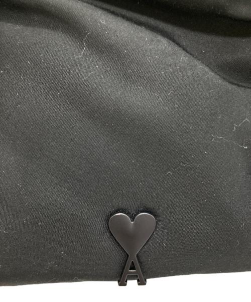 AMI PARIS（アミ パリス）AMI PARIS (アミ パリス) ヒップバッグ ウエストバッグ ブラックの古着・服飾アイテム